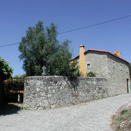 Casa Rosinha Menor Holiday home Riba de Ancora