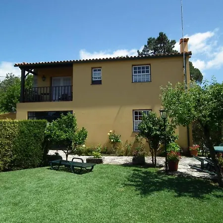 Holiday home Casa Rosinha Menor